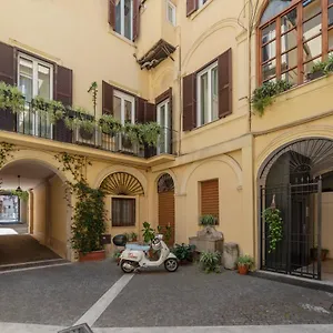  Appartement Largo Di Torre Argentina Italie