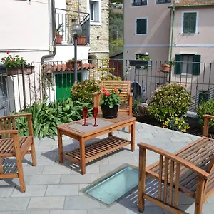  Appartement Monolocale Con Giardino E Parcheggio Privato Citra Zero Zero Ottanta Trentuno Lt 0281 Italie